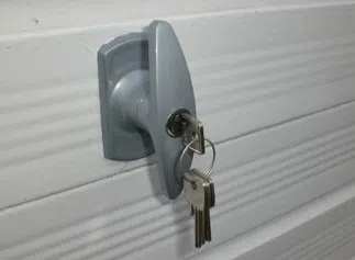 Addison Locksmith Service Addison, TX 972-512-6337 - 6a-Garage-Door-Locks